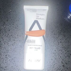 Almay Straight Up Medium Foundation SPF 15